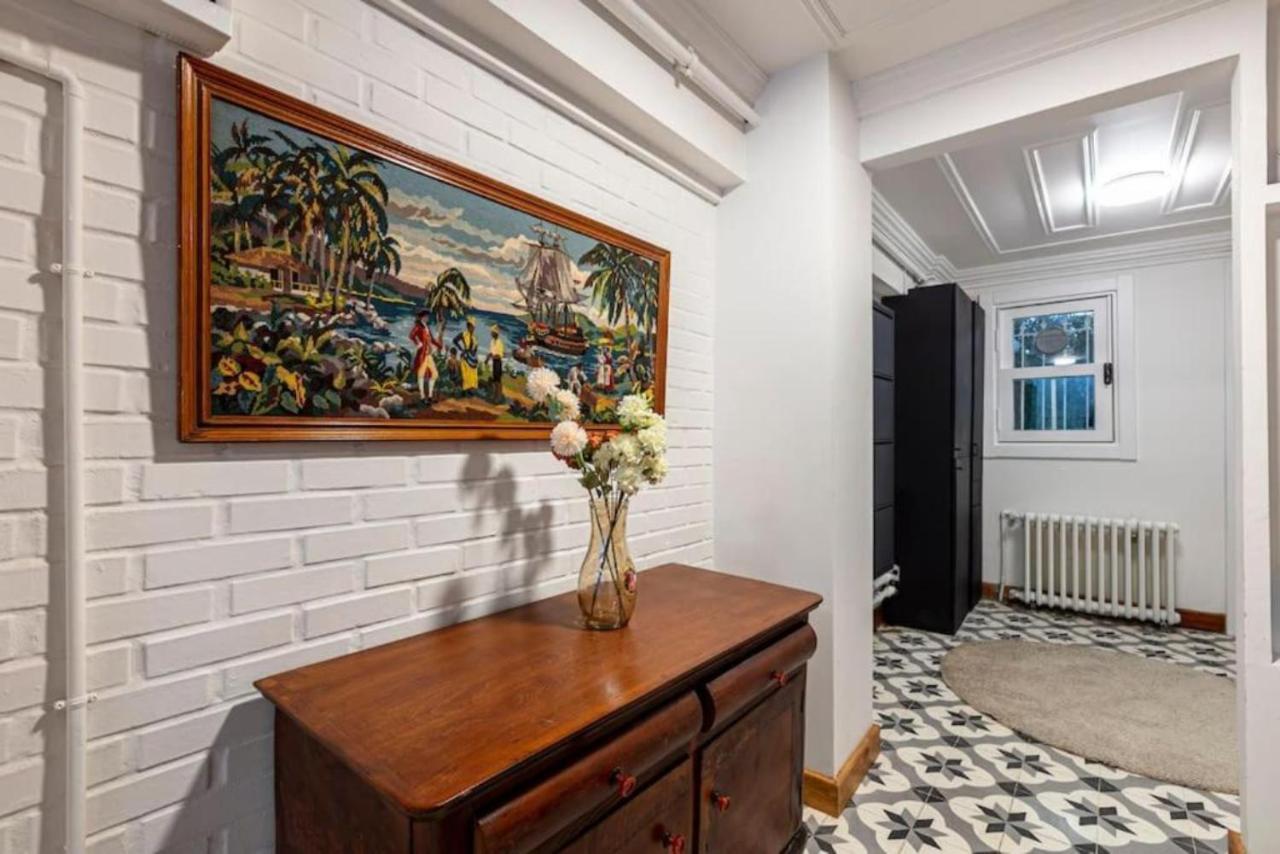 Historical 4-Br Home Steps From Besiktas Stadium & Bosphorus Views - Prime Nisantasi Location! イスタンブール エクステリア 写真