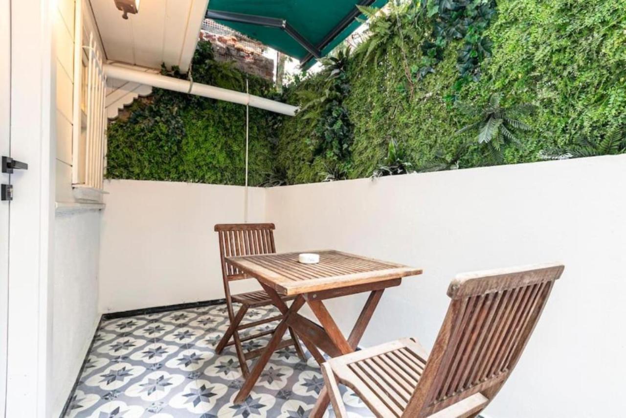 Historical 4-Br Home Steps From Besiktas Stadium & Bosphorus Views - Prime Nisantasi Location! イスタンブール エクステリア 写真
