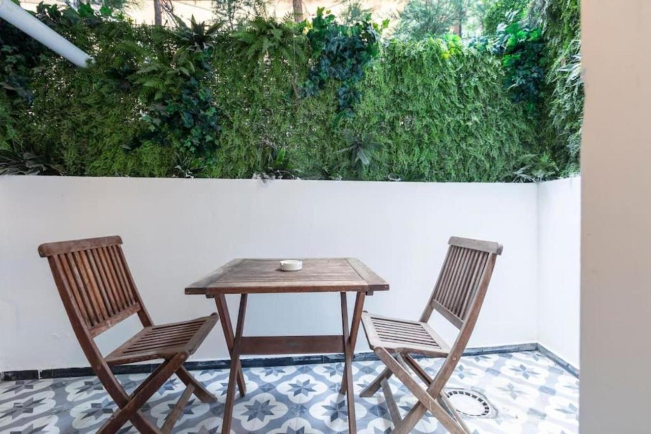 Historical 4-Br Home Steps From Besiktas Stadium & Bosphorus Views - Prime Nisantasi Location! イスタンブール エクステリア 写真